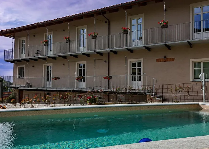 Gasthof Dimora Belebun Monforte dʼAlba